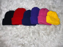 Load image into Gallery viewer, Crochet Beanie